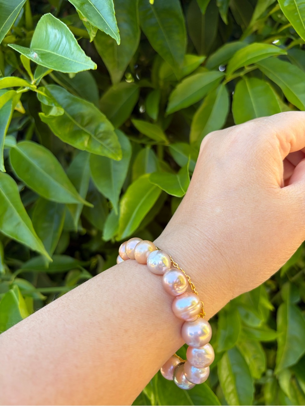 Metallic light purplish Pearl Bracelet garterize